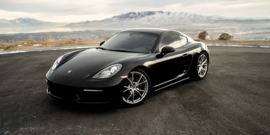 Guidare una Porsche in pista oggi è possibile