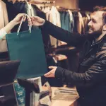 Accessori uomo: le idee più trendy da copiare